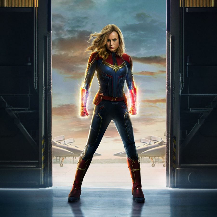 Captain Marvel Review: Brie Larson Leads a Generic Avengers