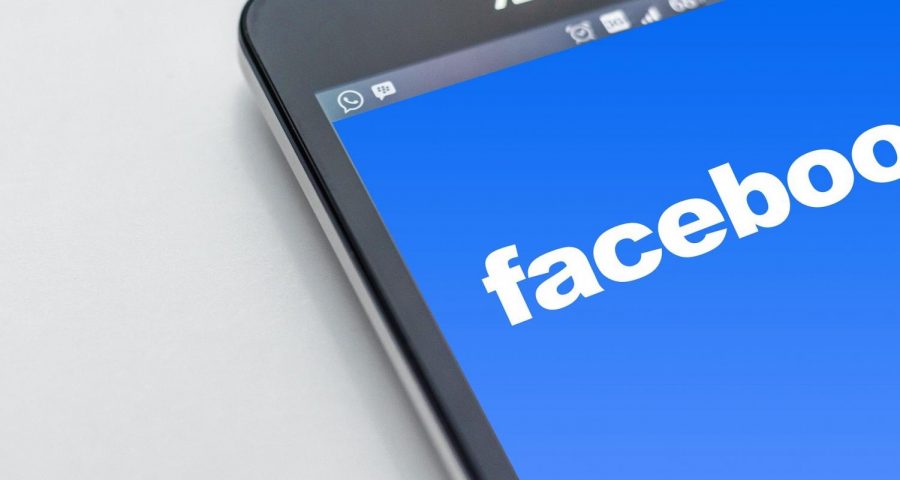 Facebook users privacy has been compromised once more, on a huge scale.  Credit:  Image by Gerd Altmann from Pixabay