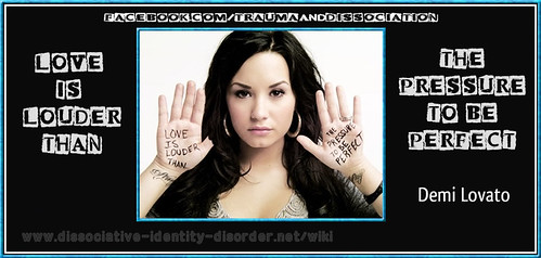 Demi Lovatos coming out means a lot to the non-binary community.
Credit: wiki ad-demi-lovato by TraumaAndDissociation is licensed under CC BY-ND 2.0
