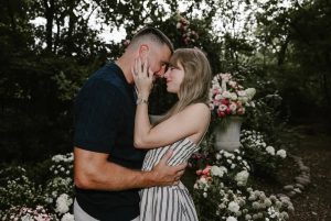Travis Kelce and Taylor Swift getting married.